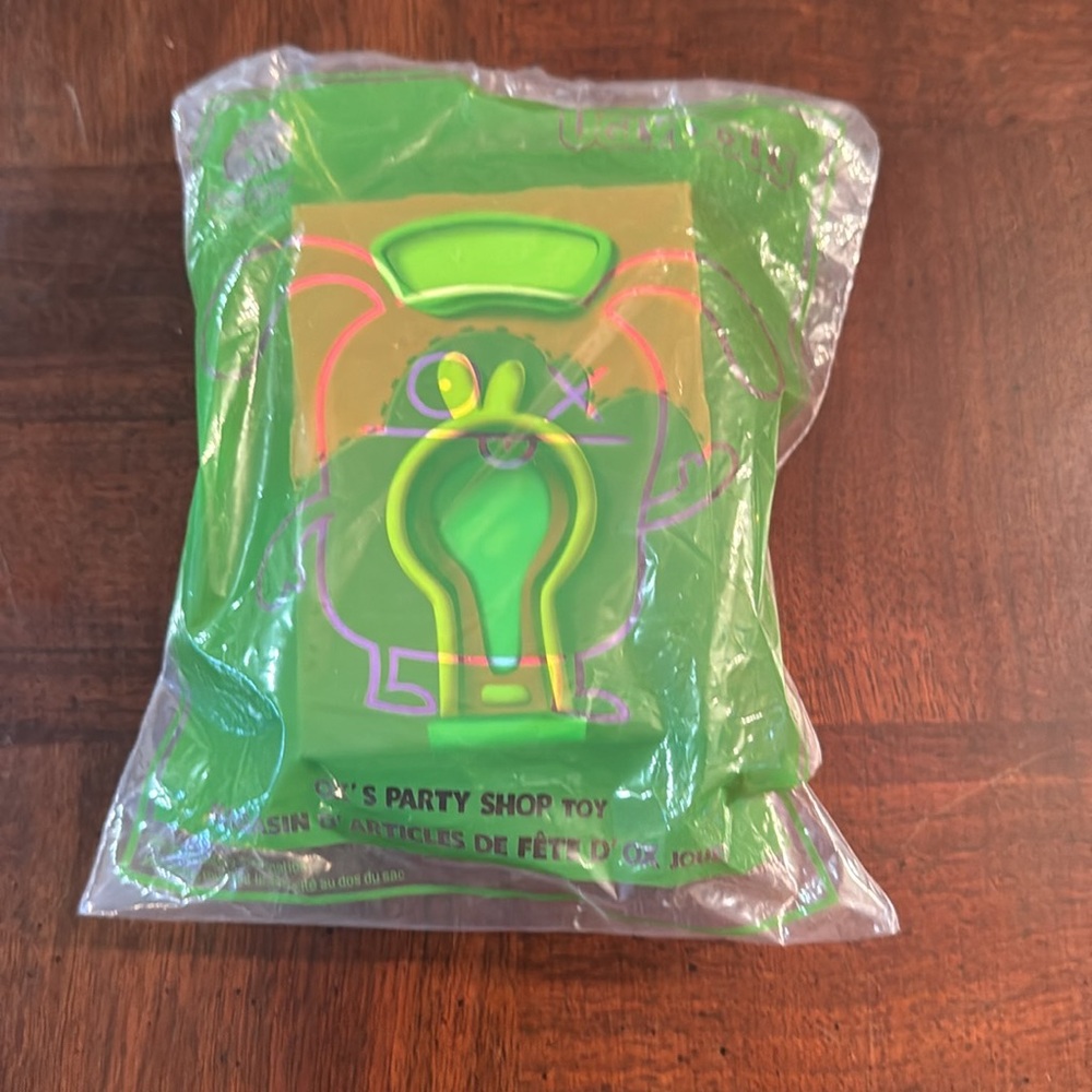 McDonald’s Happy Meal 2019 Ugly Dolls Ox's Party Shop Toy